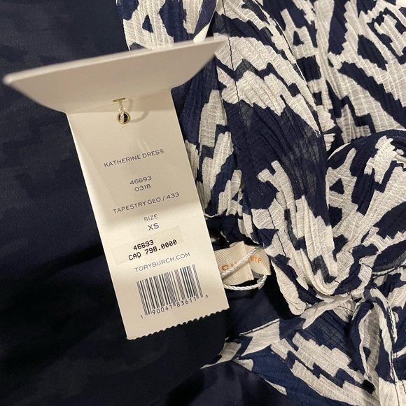Tory Burch Wrap Around Maxi Dress in Navy/White Tapestry Geo Print - Picture 11 of 13